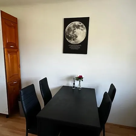 Monteurwohnung - Charmante Und Praktische Wohnung קלגנפורט