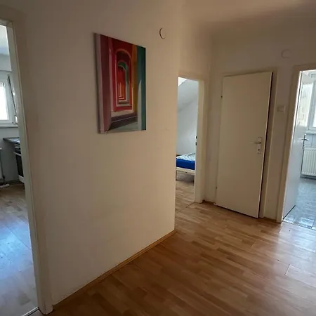Monteurwohnung - Charmante Und Praktische Wohnung