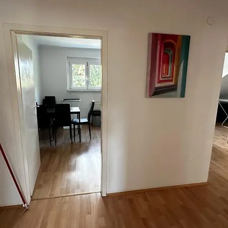 Monteurwohnung - Charmante Und Praktische Wohnung דירה *